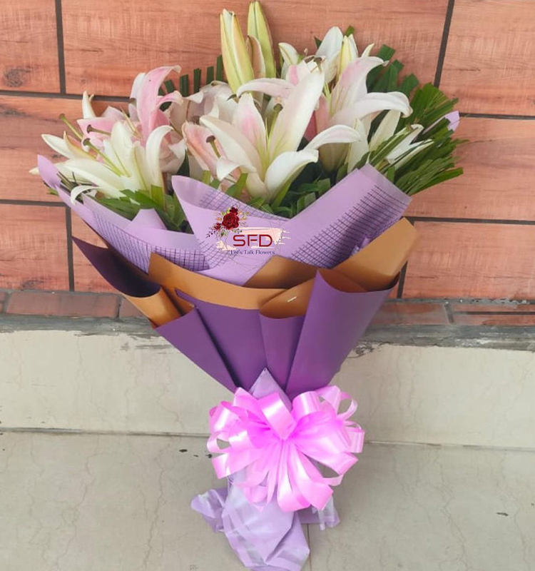 Oriental Pink Lilly’s hand Bunch