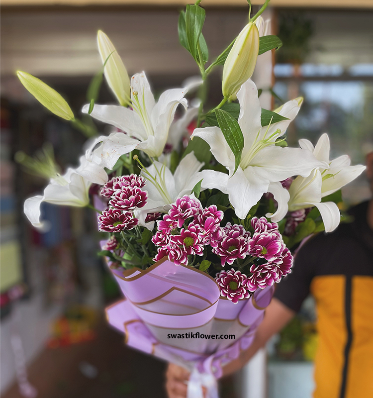 White Lilly’s & Purple Cryastimum With Korean Paper