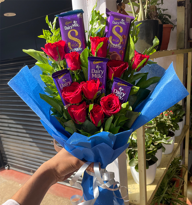 10 Red Roses & Silk Chocolate Bouquet