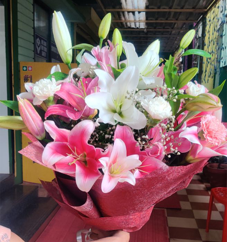 Lily Delight Bouquet